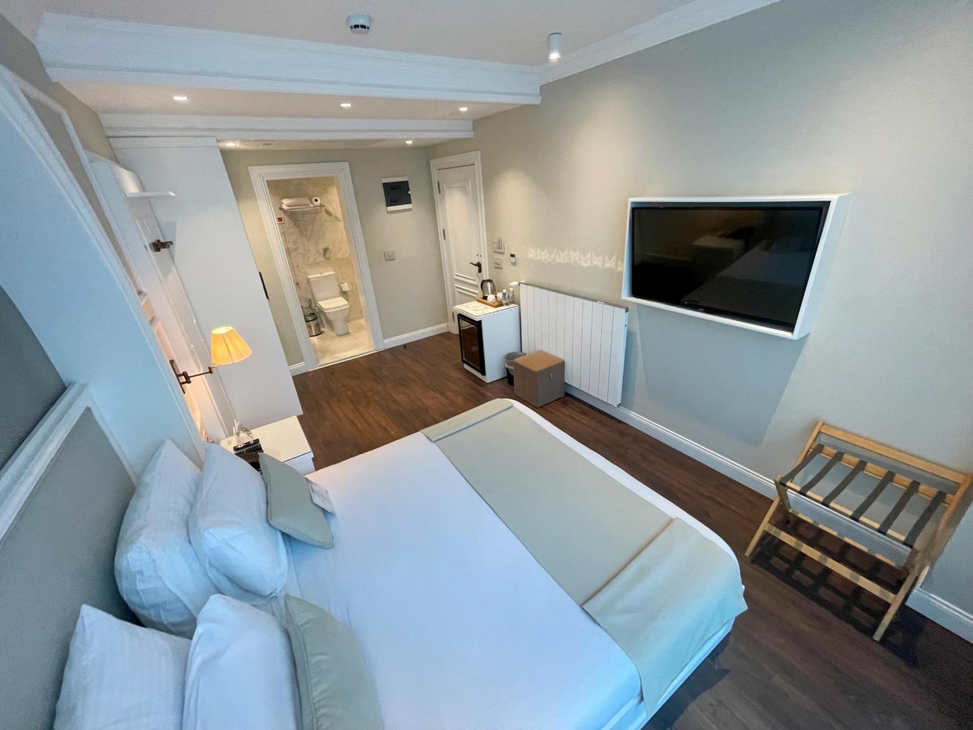 Dbd Hotel Bayrakli Izmir Exterior photo
